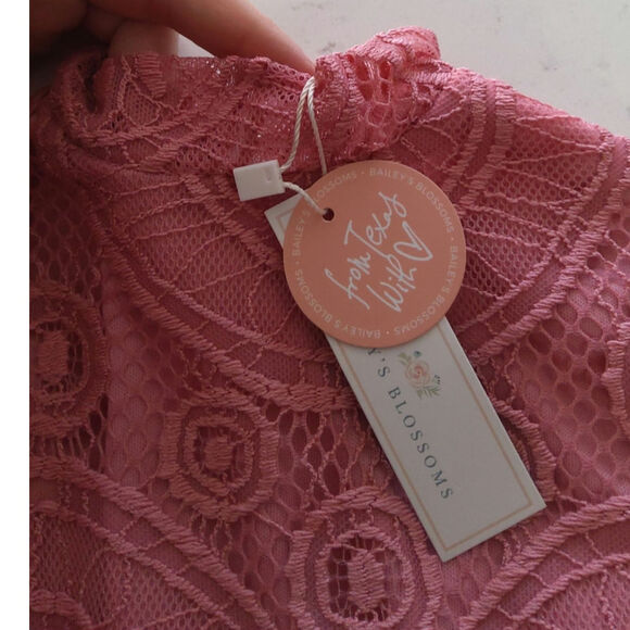 NWT Baileys Blossoms Boutique mabel lace baby dress bell sleeve floral 9-12 mth - Picture 3 of 10